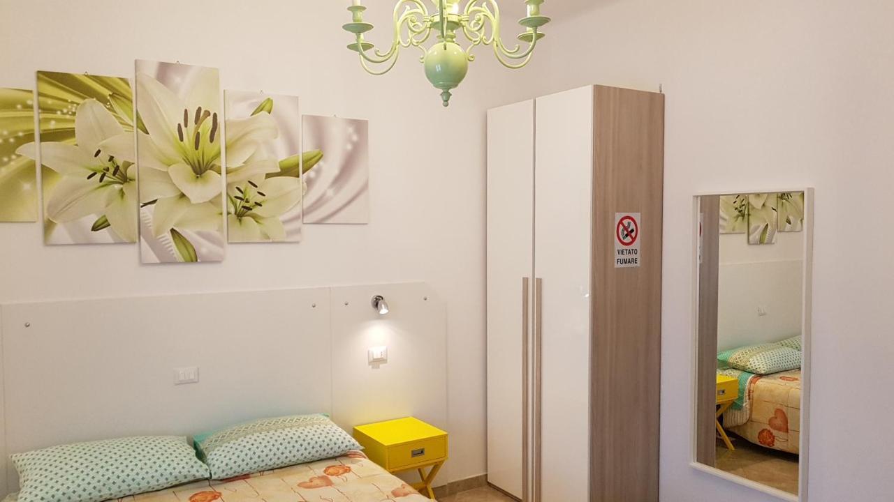 Camera Doppia con Letti Singoli con Bagno Privato