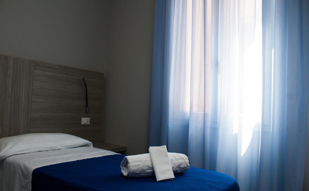Single Room,1111904802:JPEG