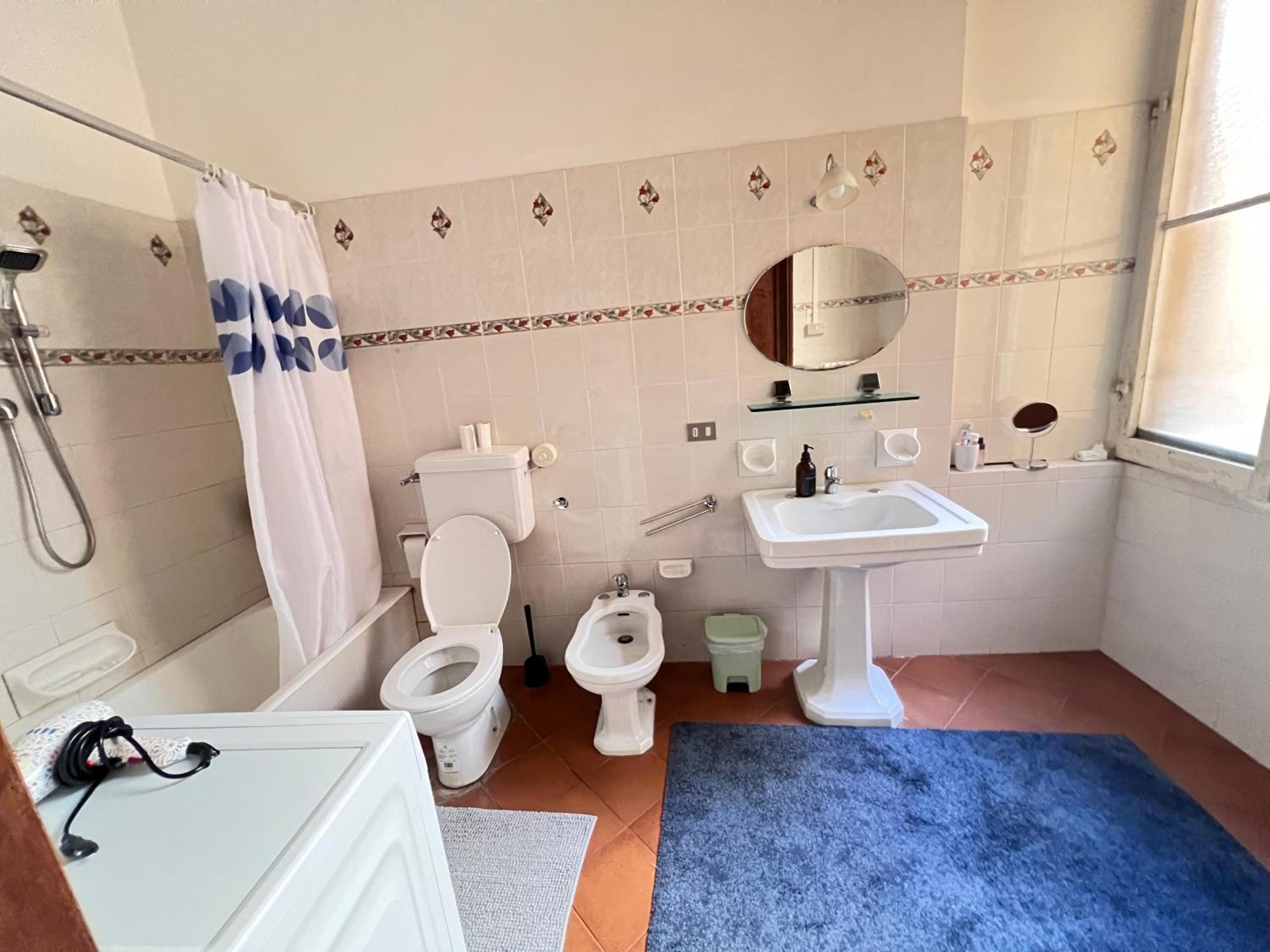 Camera Singola con Bagno in Comune