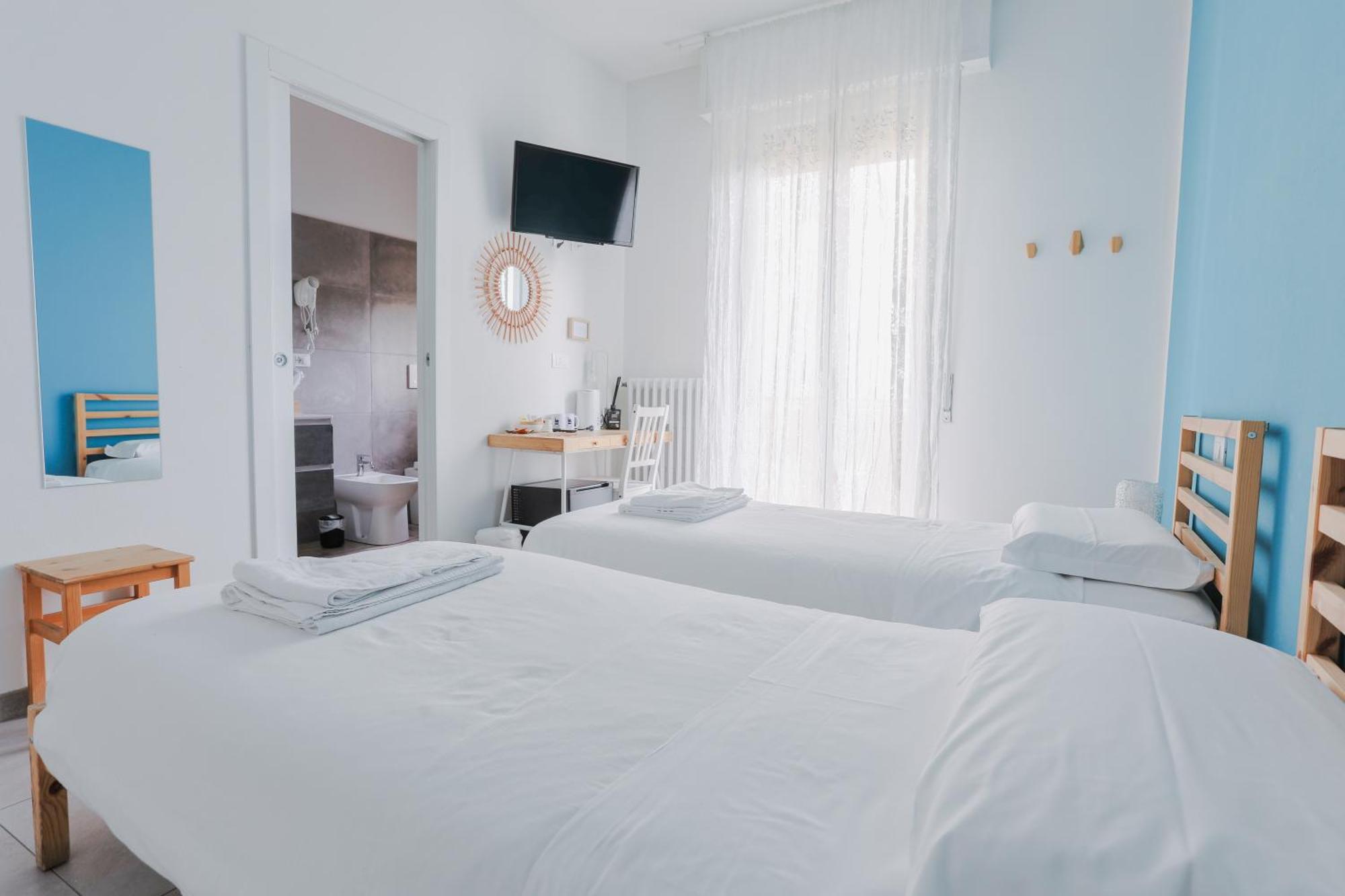 Double or Twin Room Balcony