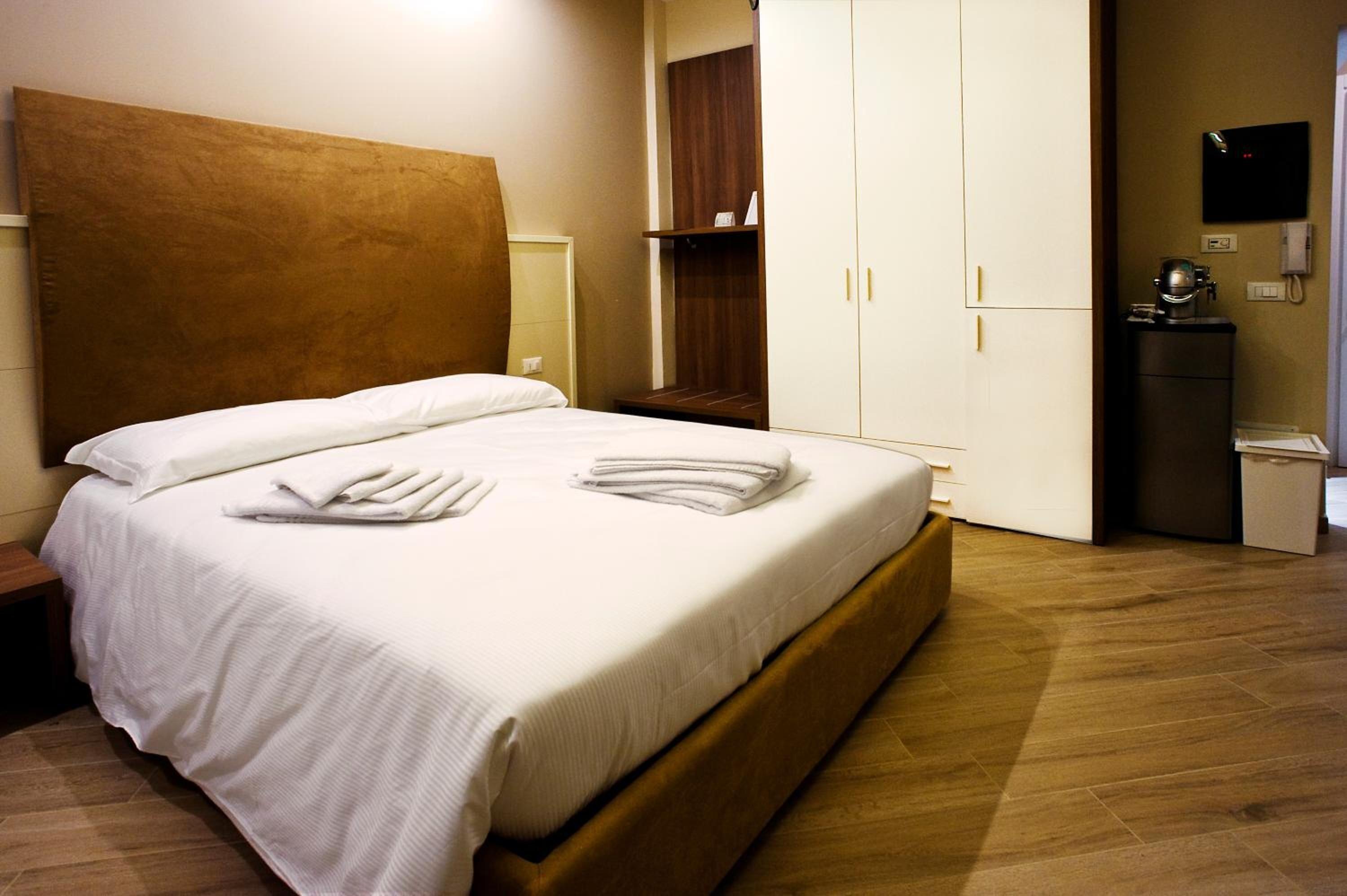Double Room Private Bathroom