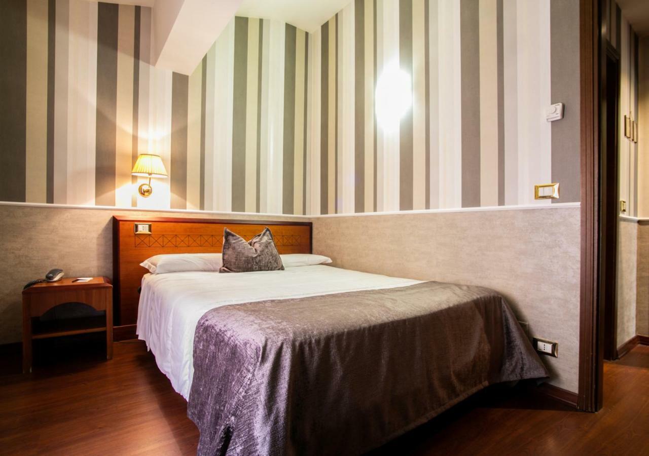 Classic Single Room,805140192:JPEG
