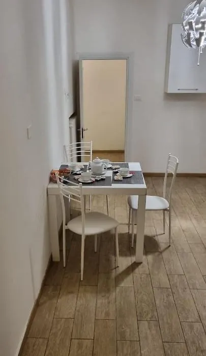 Denise B&B-1