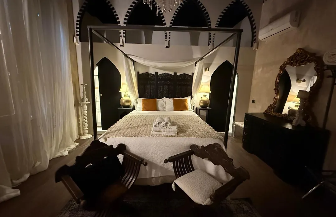 Les Chambres De Amelie B&B-1