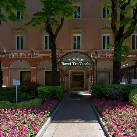 Zanhotel Tre Vecchi-3