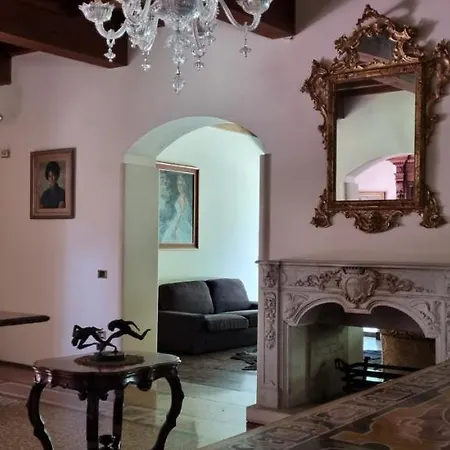 Farolfi Apartments Villa Galliera-2