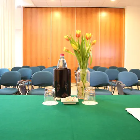 Phi Hotel Emilia-3