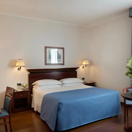 Starhotels Excelsior-3