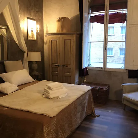 Les Chambres De Amelie B&B-3