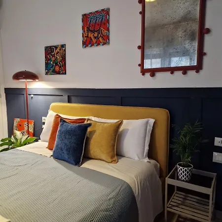 Central City Rooms-3